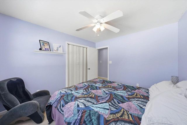 15429 W Mayflower COURT, New Berlin, WI 53151