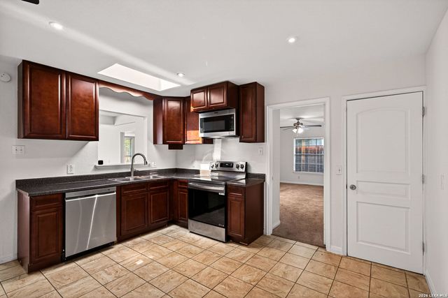 486 Hialeah, San Antonio, TX 78218