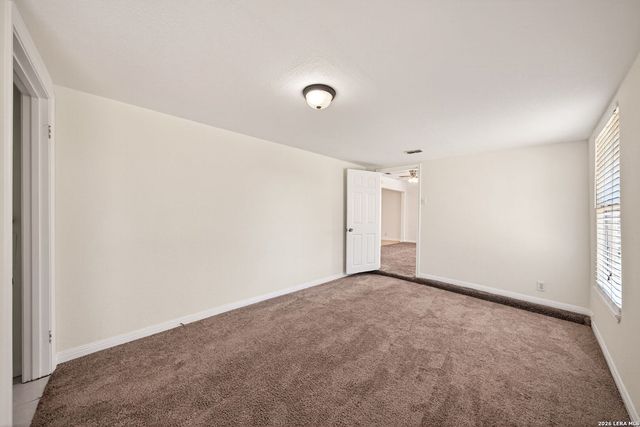 486 Hialeah, San Antonio, TX 78218