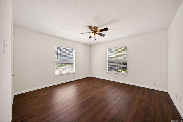 486 Hialeah, San Antonio, TX 78218