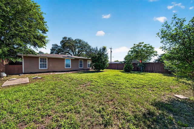 486 Hialeah, San Antonio, TX 78218