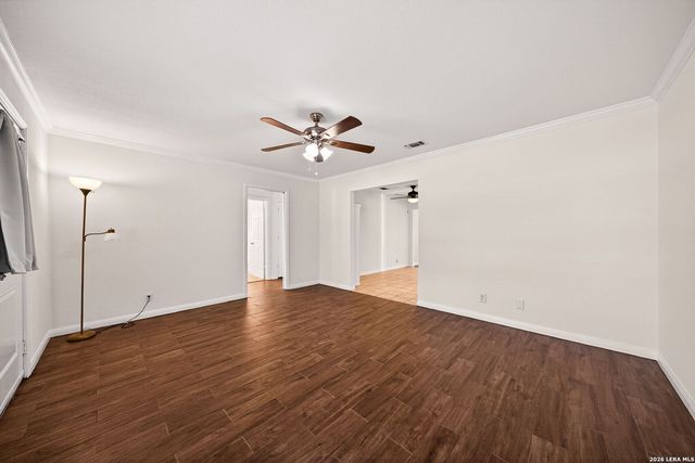486 Hialeah, San Antonio, TX 78218