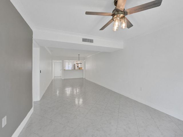 6169 BALBOA Circle 306, Boca Raton, FL 33433