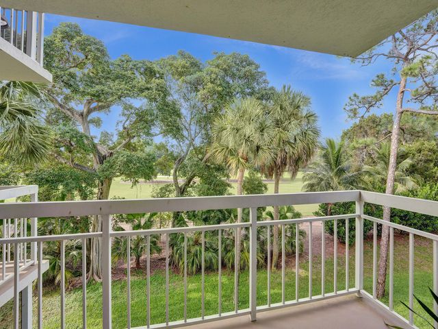 6169 BALBOA Circle 306, Boca Raton, FL 33433