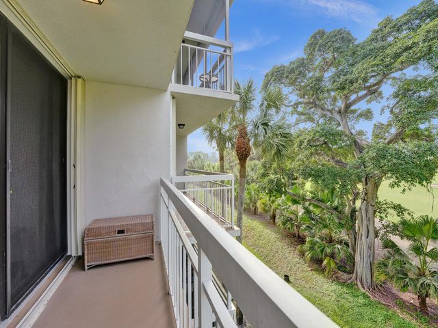 6169 BALBOA Circle 306, Boca Raton, FL 33433
