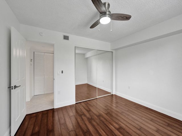 6169 BALBOA Circle 306, Boca Raton, FL 33433