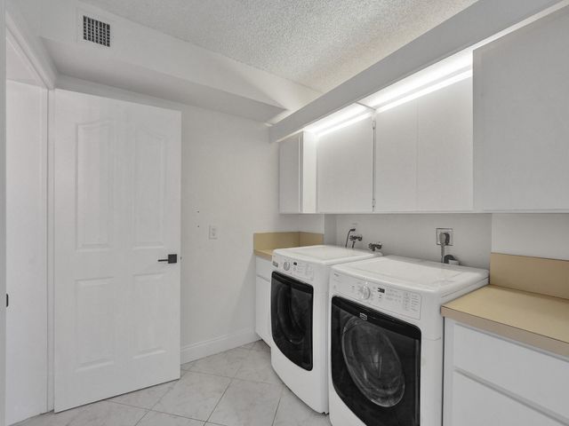 6169 BALBOA Circle 306, Boca Raton, FL 33433