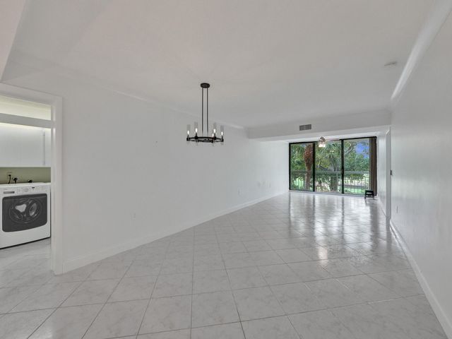 6169 BALBOA Circle 306, Boca Raton, FL 33433