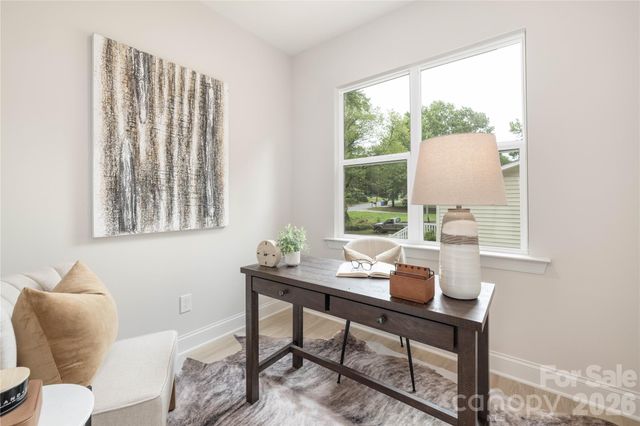 9218 Pinenoll Lane, Charlotte, NC 28215