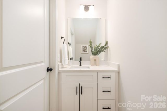 9218 Pinenoll Lane, Charlotte, NC 28215