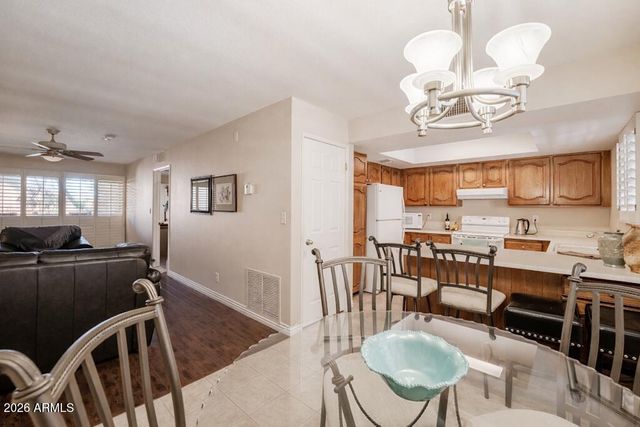 4303 E CACTUS Road 403, Phoenix, AZ 85032