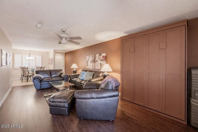 4303 E CACTUS Road 403, Phoenix, AZ 85032