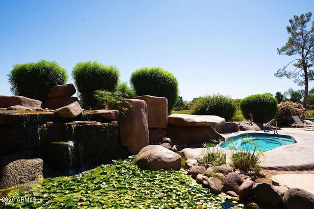 4303 E CACTUS Road 403, Phoenix, AZ 85032