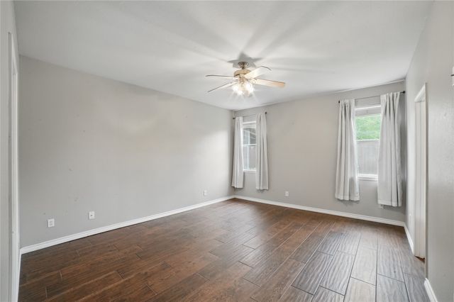 10609 Lansdowne Lane, Rowlett, TX 75089