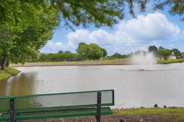 10609 Lansdowne Lane, Rowlett, TX 75089