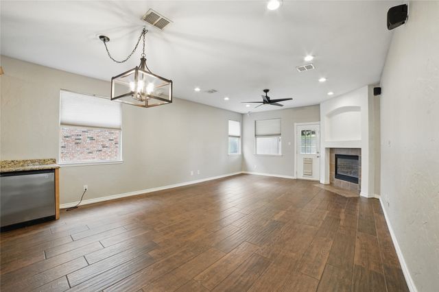 10609 Lansdowne Lane, Rowlett, TX 75089
