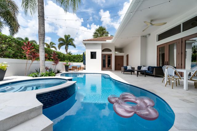 3323 NW 53RD Circle, Boca Raton, FL 33496