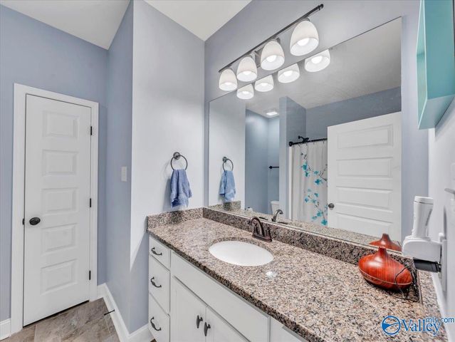 17210 Fieldway Circle, Harvest, AL 35749