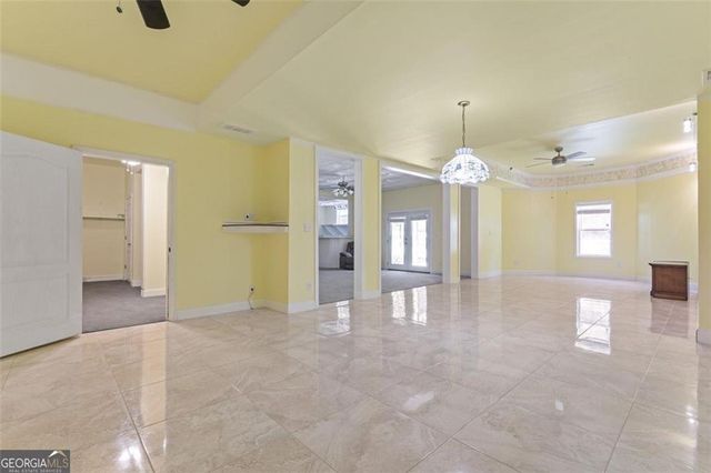 2051 E Atlanta Road E, Stockbridge, GA 30281