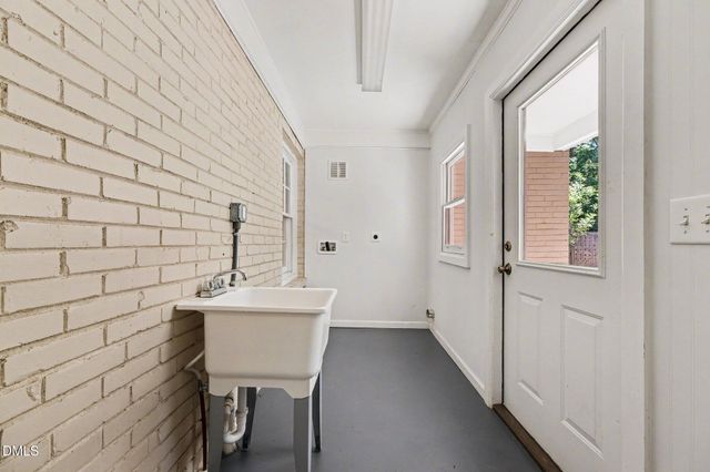 214 Lafayette Road, Raleigh, NC 27604