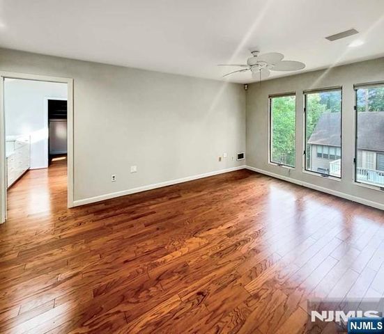 14 Cedar Street, Cresskill, NJ 07626