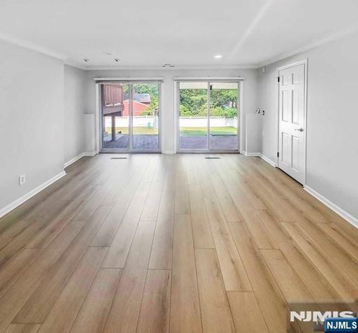 14 Cedar Street, Cresskill, NJ 07626