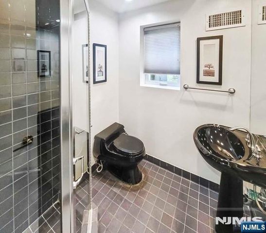 14 Cedar Street, Cresskill, NJ 07626