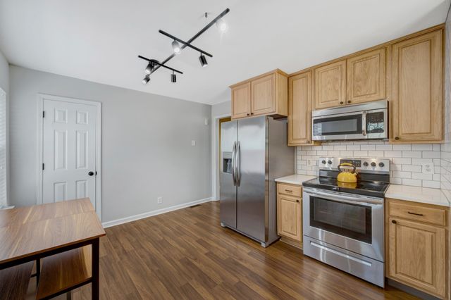 5812 Leslie Ave, Nashville, TN 37209