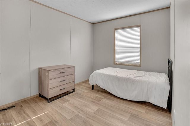 3260 Brownwood Drive, Climax, NC 27233