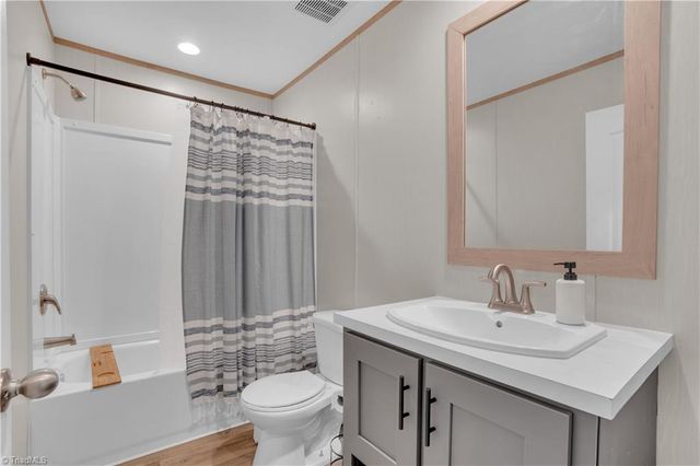 3260 Brownwood Drive, Climax, NC 27233