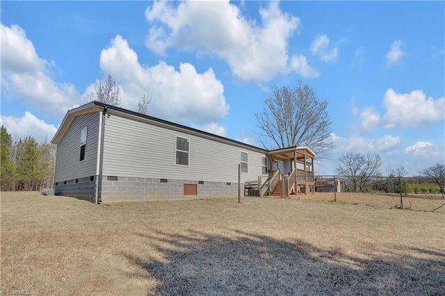 3260 Brownwood Drive, Climax, NC 27233