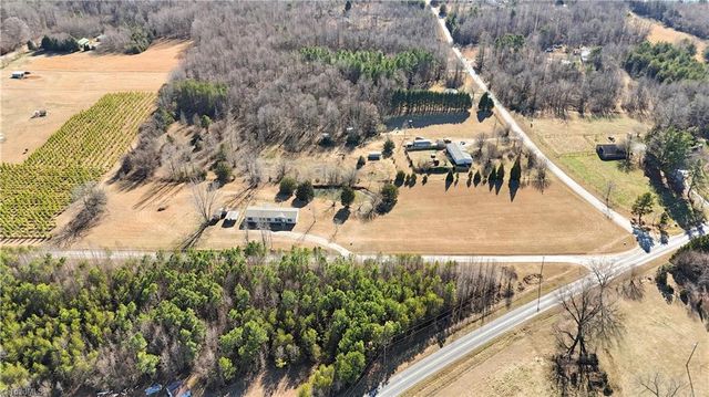 3260 Brownwood Drive, Climax, NC 27233