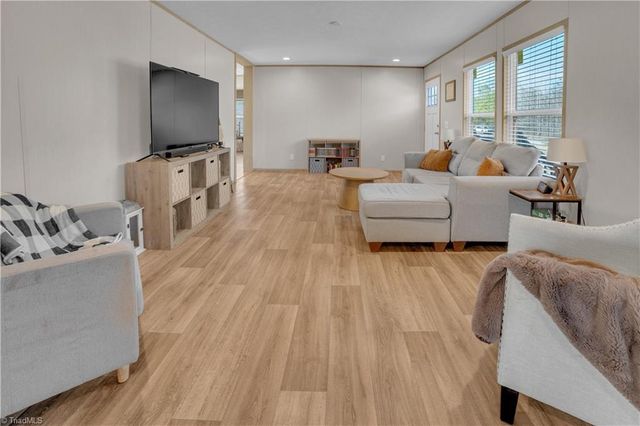 3260 Brownwood Drive, Climax, NC 27233