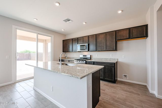 19165 N Los Gabrieles Way, Maricopa, AZ 85138