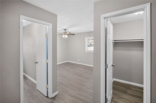 307 N Robinson Street, Cleburne, TX 76031