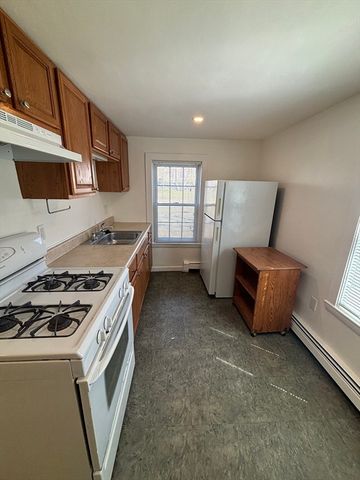 79 Pleasant Street 1, Stoneham, MA 02180