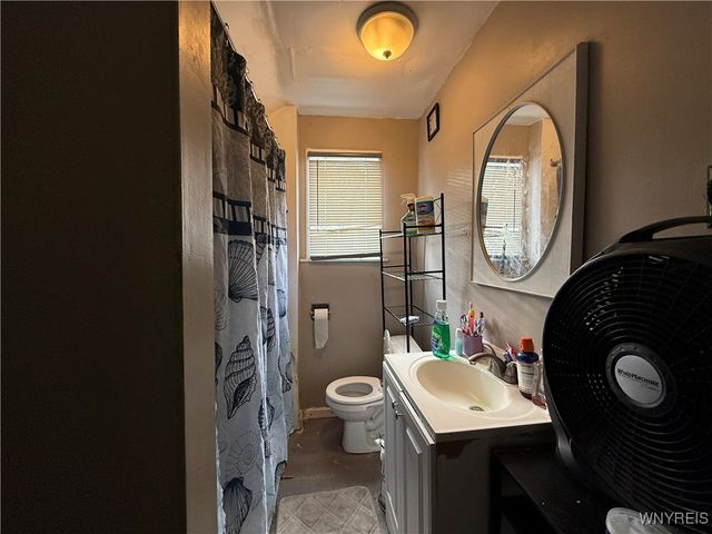 445 Shirley Avenue, Buffalo, NY 14215