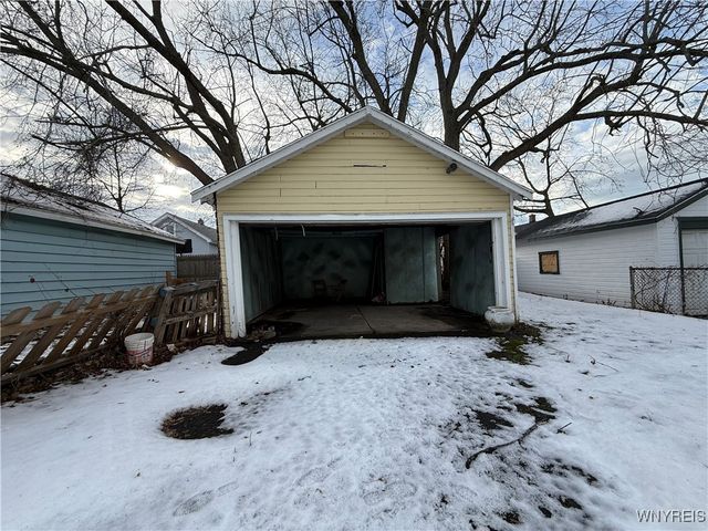 445 Shirley Avenue, Buffalo, NY 14215