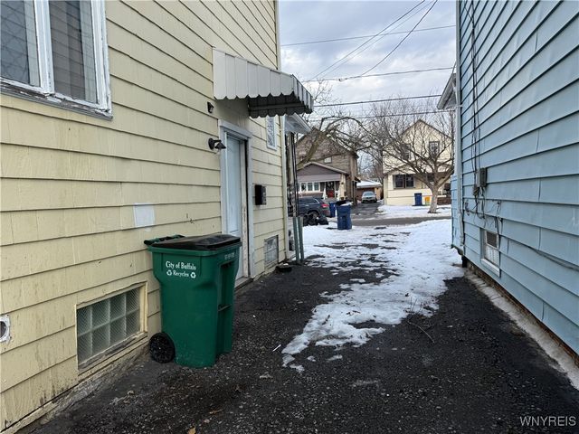 445 Shirley Avenue, Buffalo, NY 14215