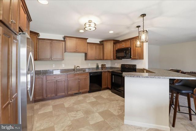 118 BRAEBURN WAY, Palmyra, PA 17078