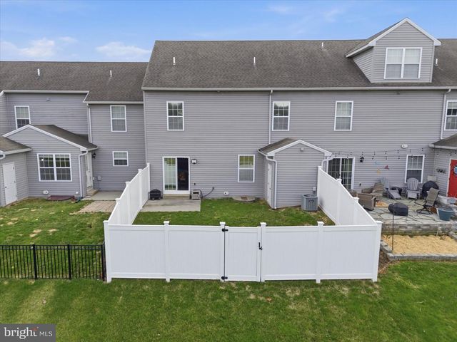 118 BRAEBURN WAY, Palmyra, PA 17078