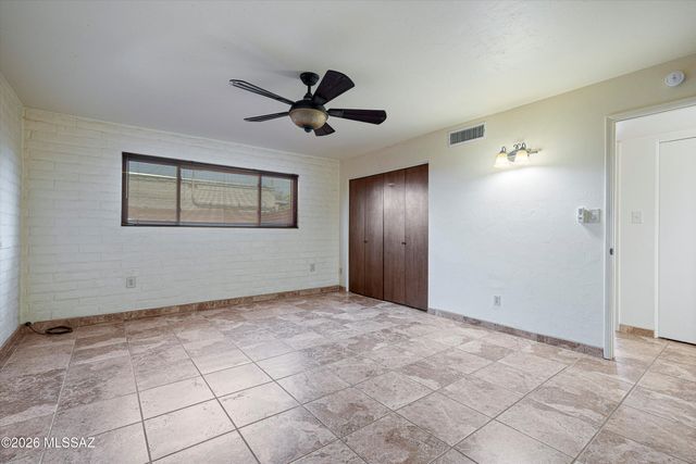 9327 E Hermosa Hills Drive, Tucson, AZ 85710