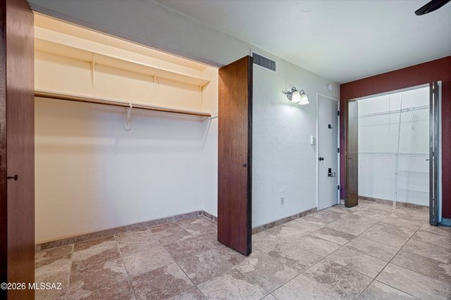 9327 E Hermosa Hills Drive, Tucson, AZ 85710