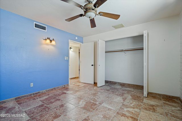 9327 E Hermosa Hills Drive, Tucson, AZ 85710
