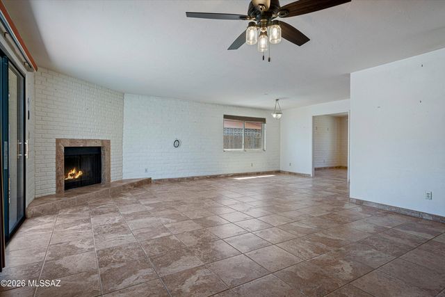 9327 E Hermosa Hills Drive, Tucson, AZ 85710