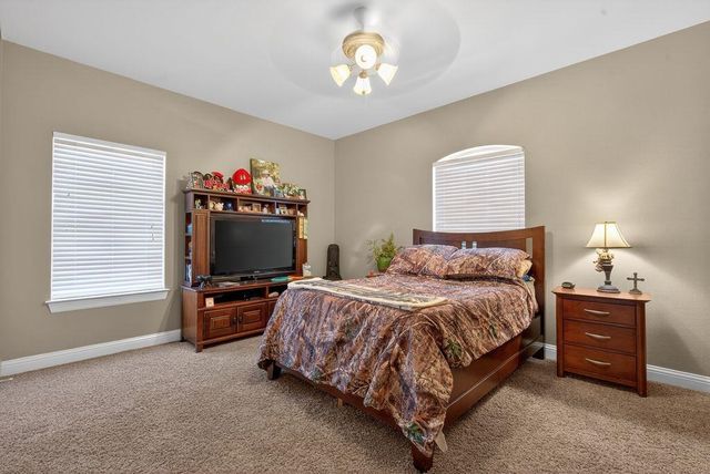 225 Scottsville Crossing Loop, Marshall, TX 75672