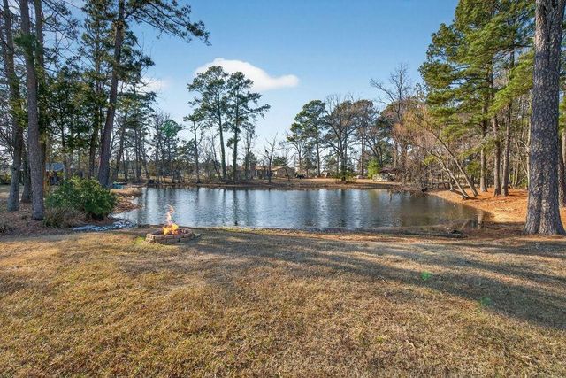 225 Scottsville Crossing Loop, Marshall, TX 75672