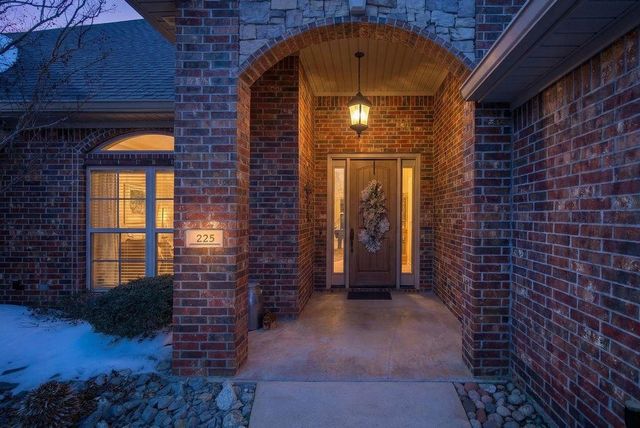 225 Scottsville Crossing Loop, Marshall, TX 75672