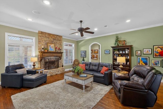 225 Scottsville Crossing Loop, Marshall, TX 75672