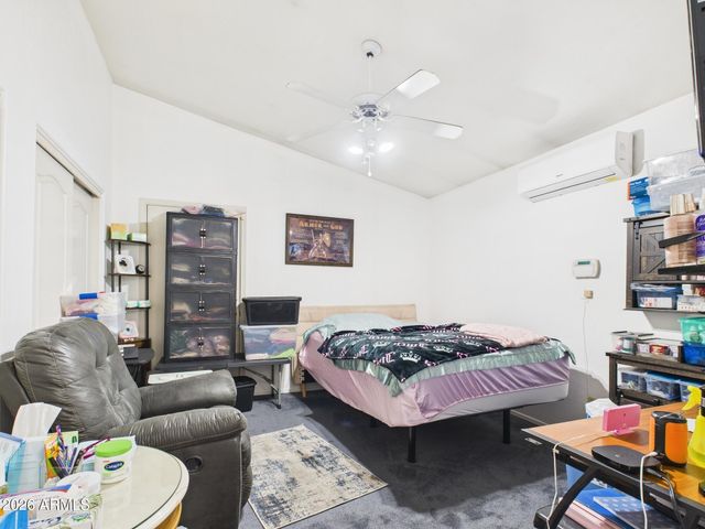 5613 S 42ND Street, Phoenix, AZ 85040